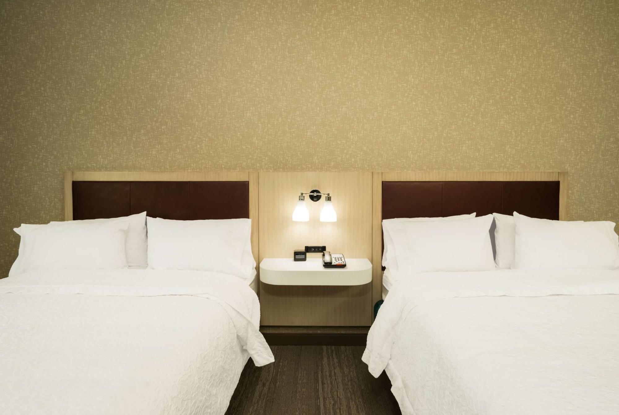 Hampton Inn Newport Kültér fotó