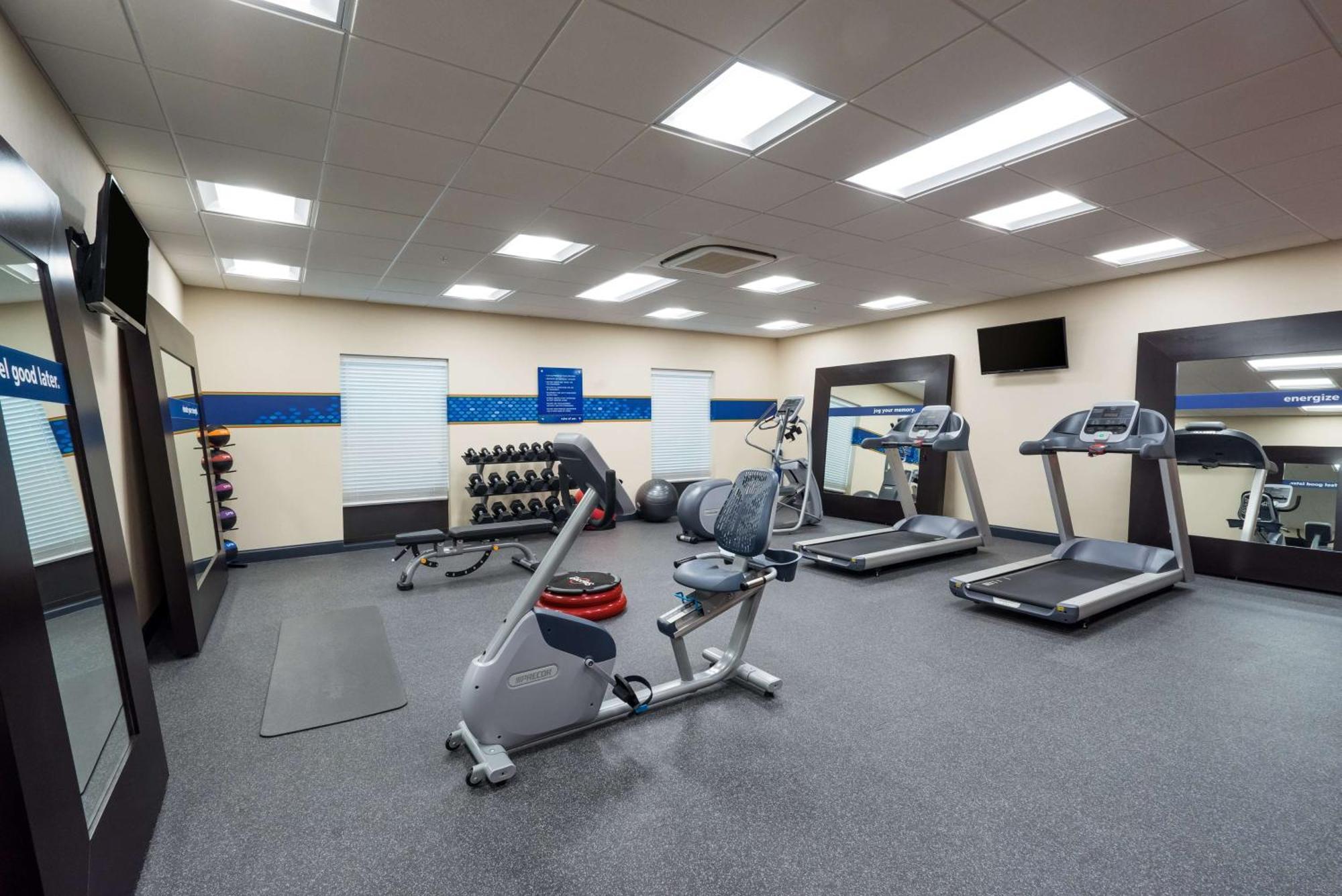 Hampton Inn Newport Kültér fotó